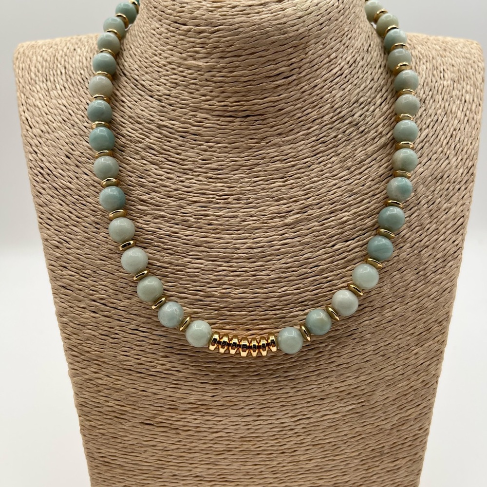 Elegant Gold and Green Beaded Necklace